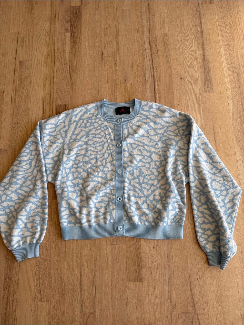 Jordan Light Blue & Cream Patterned Button-Up Cropped Cardigan